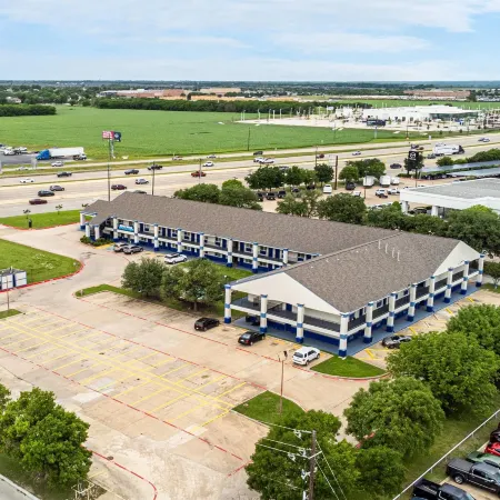 Days Inn by Wyndham McKinney