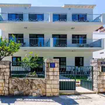 Apartments Garden - One-Bedroom Apartment with Terrace (2 Adults) Hotel Exterior