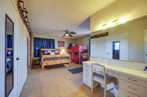 Rustic & Western House on Lake - Swim & Fish! - Pet friendly