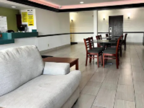 Super 8 by Wyndham Madison IN Hoteles en Municipio de Madison