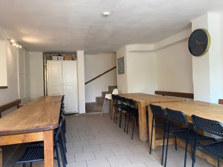 Modern Group Home in Bra