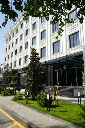 Bentley Hotel Tashkent Отели рядом с достопримечательностью «Masjid Xayr»