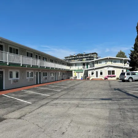 Empire Motel