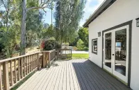 NEW! Private Guesthouse w/ shared pool & fire pit Hotels in Riverside