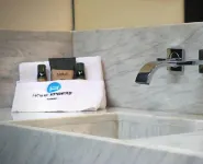 ホームエクスプレス オテレス ウエフートラ のホテル