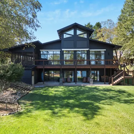 Lake front house near Clemson University