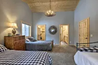 Lakefront Cottage in Iron River: 3 Mi to Skiing! - parking