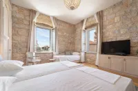 Tifani Luxury Rooms 3