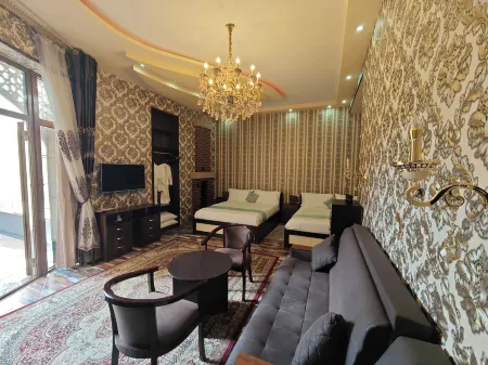 Boutique Hotel Mosaic Отели рядом с достопримечательностью «Мечеть - Хазрет-Хызр»