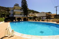 Iraklis Apartments - Pools