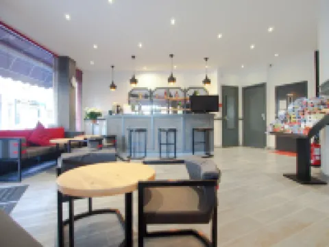 Hôtel Rénové Casa Moho - Juan-Les-Pins Hotels in Juan-les-Pins