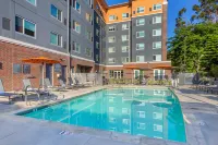 Cambria Hotel LAX - Pools