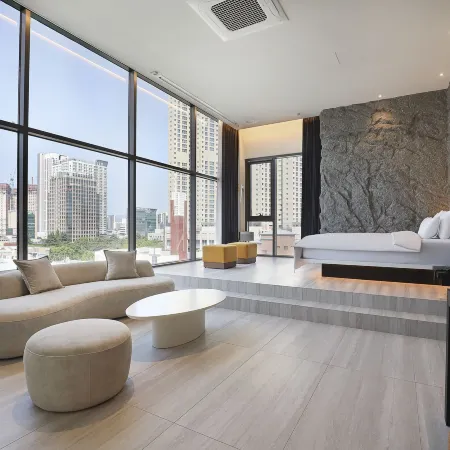 Daegu Dongseongro Hotel AU