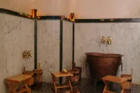 Oum Palace Hotel & Spa - Hot Springs