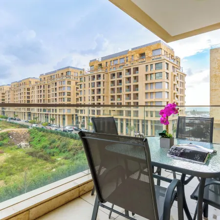 Viva 3-BR Apt in Waterfront Dbayeh
