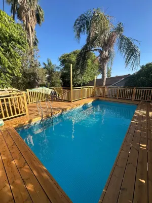Atnahta Bayarden - Hot Tub