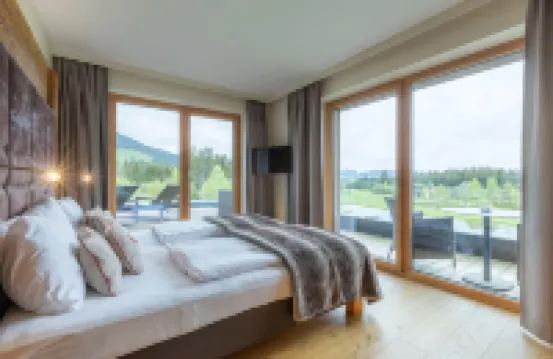 Exclusive Penthouse on the Golf Course