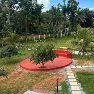 JUNGLE FARMS BY MAARK INN Hotel Exterior