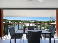 Blue Lagoon Resort Hotels in Trinity Beach