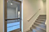 Downtown Traverse City Condo 32 Mi to Ski Slopes! - Pet friendly