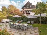 Large Chic Stylish Villa Superb Garden - Villaer