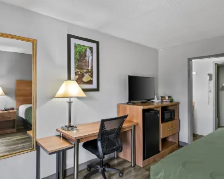 Quality Inn Hoteles en Bowling Green