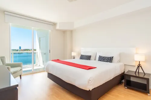 Golden Bay 707