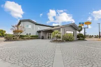 Super 8 by Wyndham Texas City Hotels in Texas City