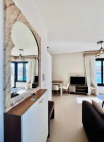 Modern 3BR Escape Panoramic Lagoon & Sea Views