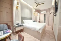 Hotel the Royal Placid - 2-Star