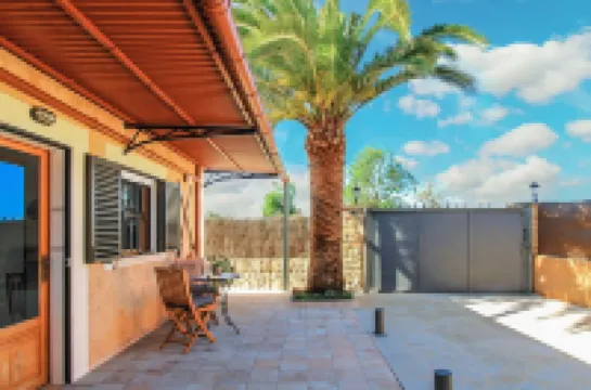 SON LLANERAS VILLA - NEAR ES TRENC, MALLORCA, RELAXING GETAWAY, POOL, A/C, WIFI