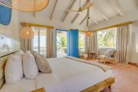 Blue Reef Beach and Marina - balcony