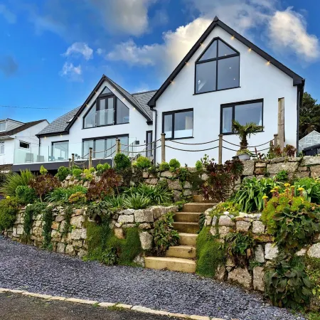 Beach House Overlooking Mount's Bay, No Deposit