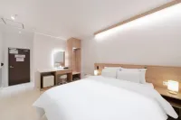 Suncheon Inbyeol Hotel Drive-in - 2-Star