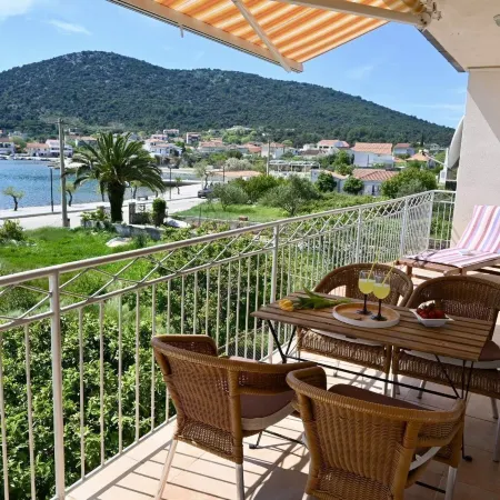 Apartment Leonora