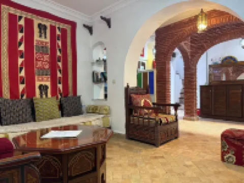 ダル サババ シェフシャウエンのホテル