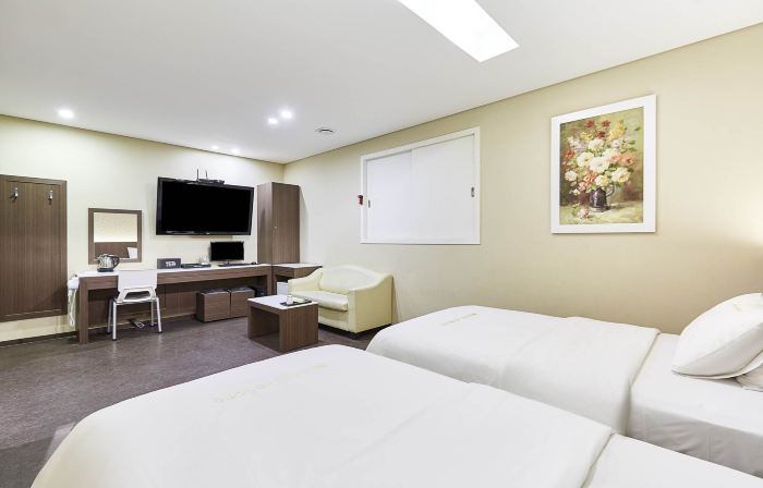 Osan Honors Hotel
