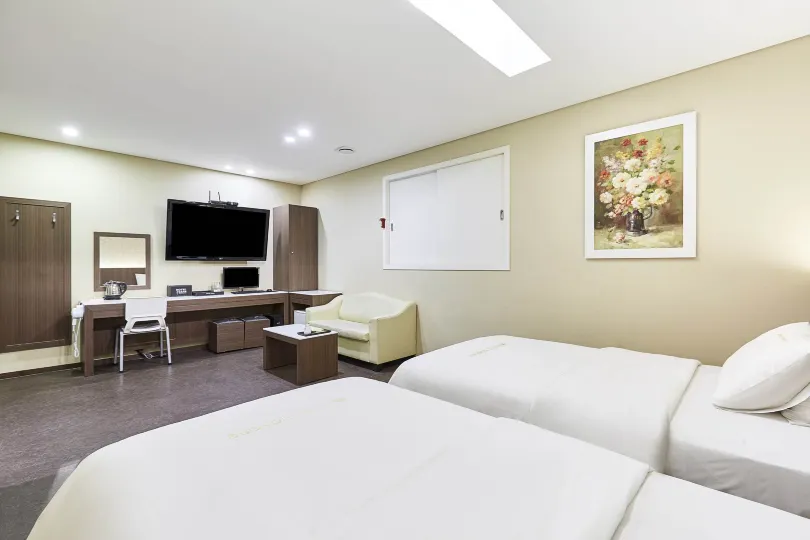 Osan Honors Hotel