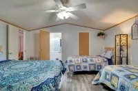 Houghton Lake Area Home w/ Fire Pit & Yard! - Wifi