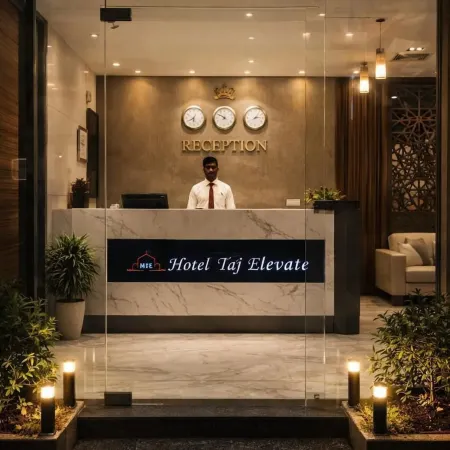 Hotel Taj Elevate