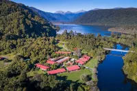 Wilderness Lodge Lake Moeraki - 2-Star