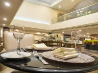 MS Milenium Monterrey, Curio Collection by Hilton - bar