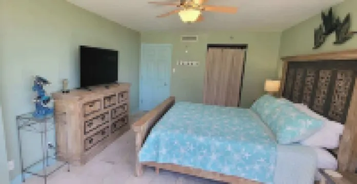 Beachfront Hotspot - New Furnishings - Pool - 1st Floor