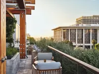 Conrad Los Angeles - Romantic