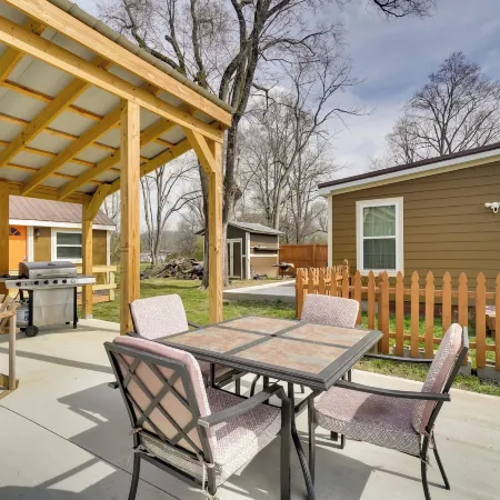 Explore Cades Cove & Smoky Mtns! Restored Cabin