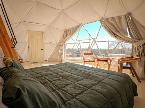 Xhere Glamping By GEstores - 2-Star