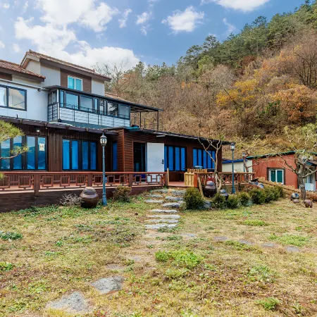 Cheongdo Elago Kids Pool Villa