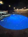 Salt Pool, cozy House near Downtown and International Airport