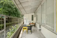 Yellow House Bandung