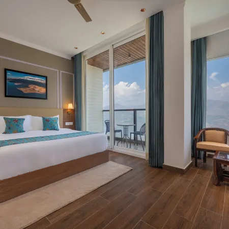 Hotel Mountain Mirage